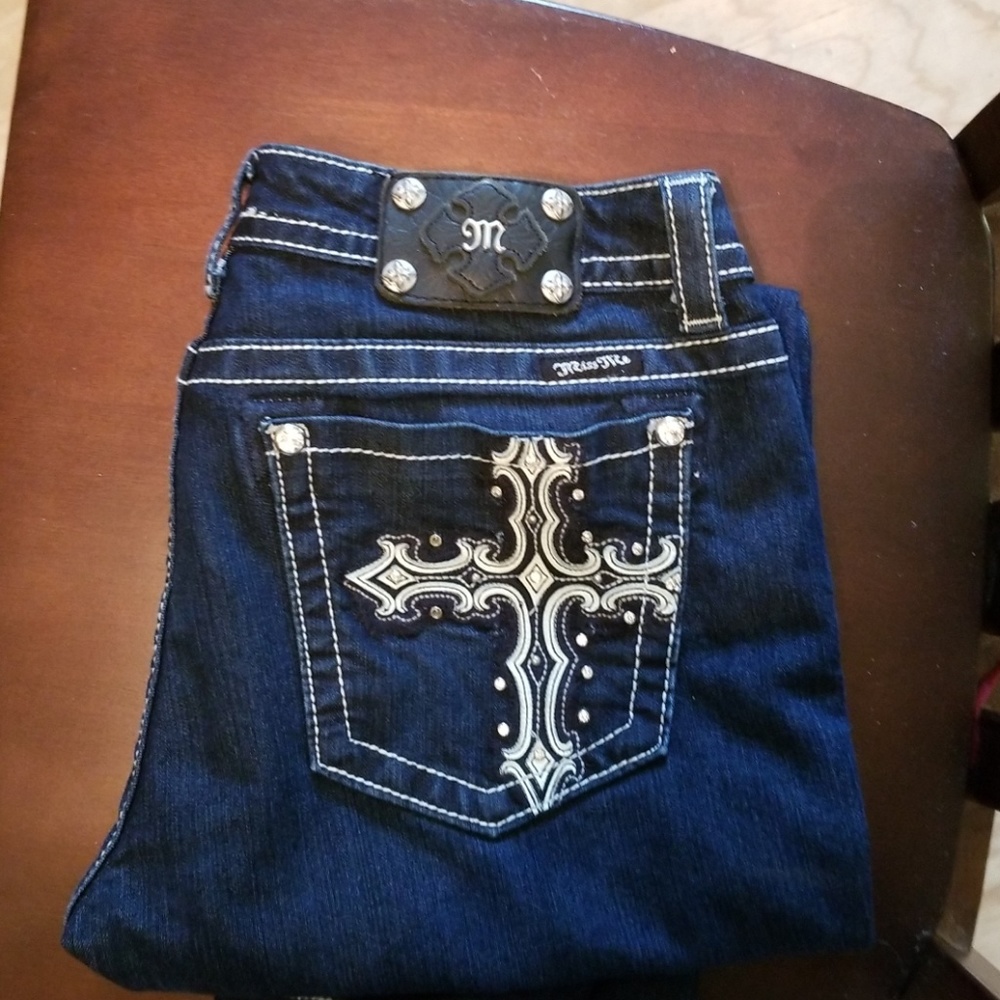 jeans